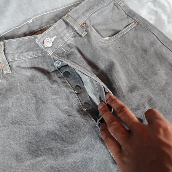 Levis 501XX Straight Fit Jeans Mens 38x32 (Fits 36x30) Gray Bleach Spots READ! - Picture 8 of 15